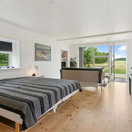 1 Bedroom Amazing In Rønne